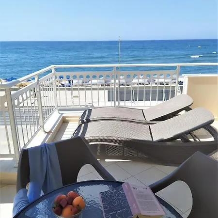 Seperi Deep Blue דירה *